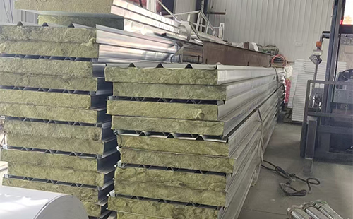 贵德彩钢夹芯板