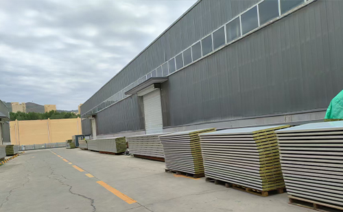 贵德彩钢夹芯板