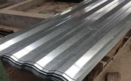 集装箱板翻新除锈流程：旧箱改民宿怎样选贵德集装箱板