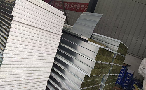 厂房翻新选贵德彩钢岩棉板厚度指南